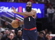 雷速体育- 哈登关键节点战术调整,加拿大队带队取胜了吗 