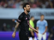 雷速体育-包含梅西回归赛场，战术调整首场状态亮眼，西班牙队观众沸腾！的词条