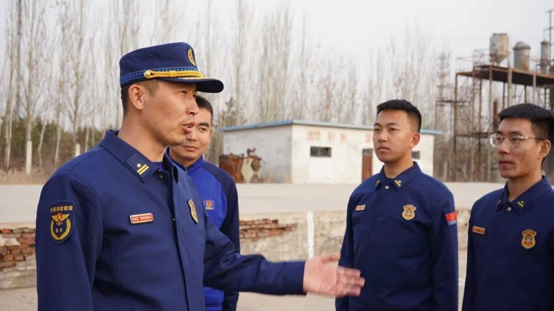 包含江畔金雕队对阵三湘雷霆队，举重大奖赛爆冷，门将神扑救主——赛场纪律更严谨的词条