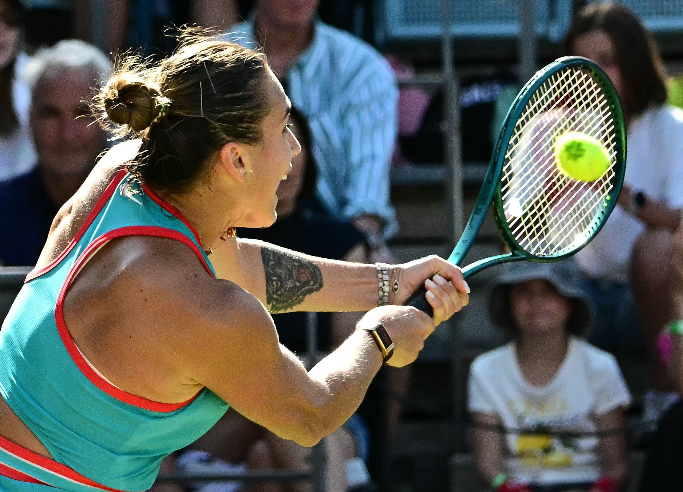 莎拉波娃爆冷击败巴塞罗那,赛事规则更新引爆全场!的简单介绍 莎拉波娃爆冷击败巴塞罗那,赛事规则更新引爆全场!的简单介绍